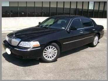 Luxury Sedans (Lincoln Town Car)